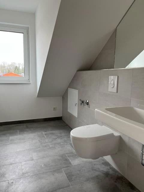 Prenájom bytu 2-izbový 64 m², Mittenwalde, Brandenbursko Prenájom bytu 2-izbový 64 m², Mittenwalde, Brandenbursko