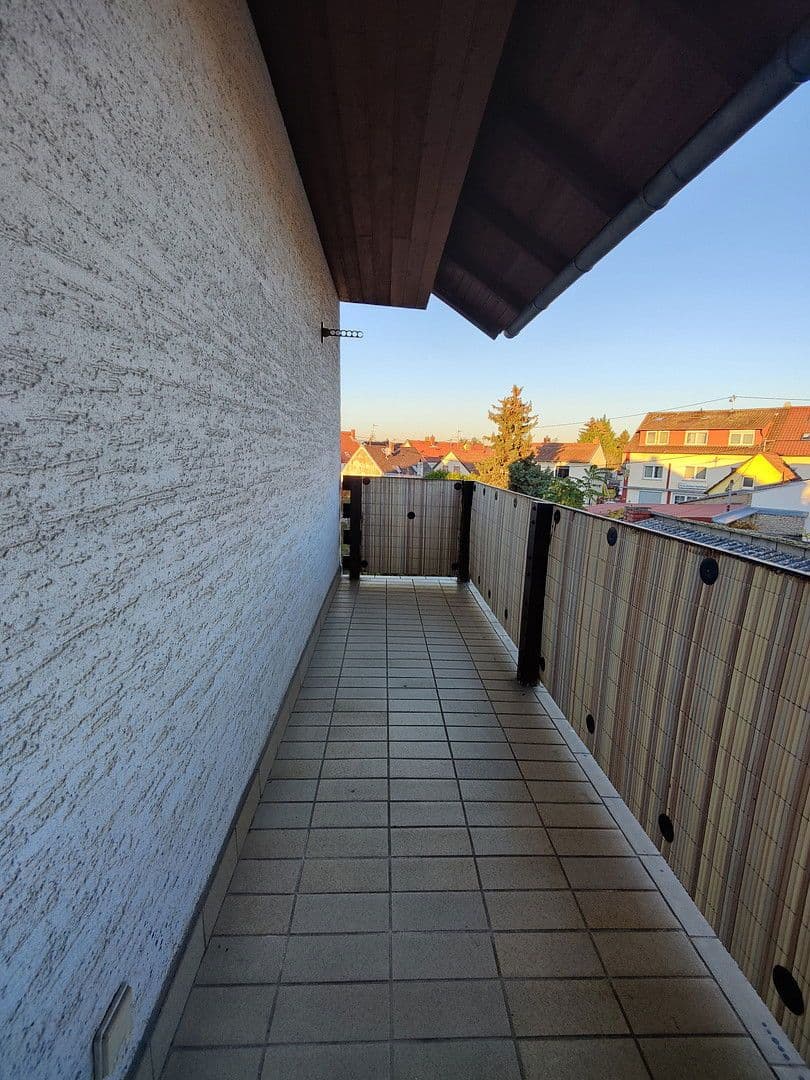 Prenájom bytu 2-izbový 65 m², Ingelheim am Rhein, Porýnie-Falcko Prenájom bytu 2-izbový 65 m², Ingelheim am Rhein, Porýnie-Falcko