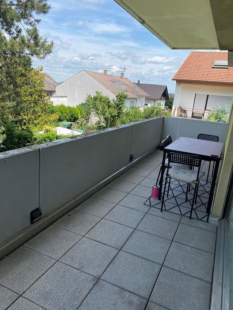 Prenájom bytu 3-izbový 99 m², Baden-Baden, Bádensko-Wurttembersko Prenájom bytu 3-izbový 99 m², Baden-Baden, Bádensko-Wurttembersko