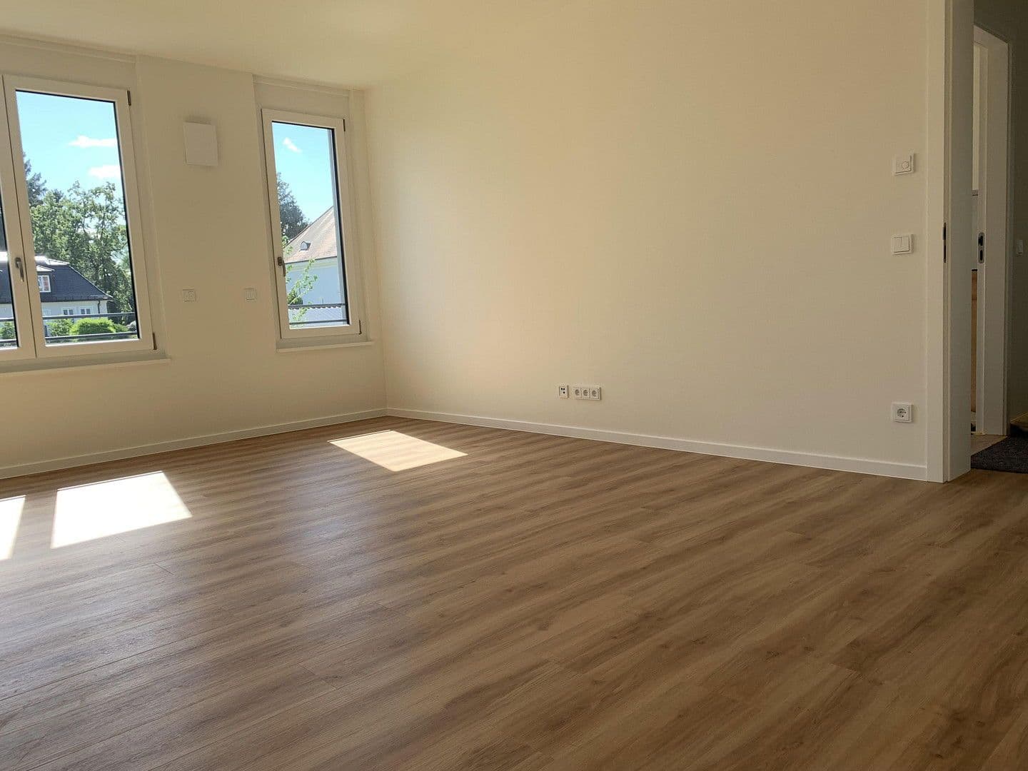 Prenájom bytu 2-izbový 67 m², Fürstenrieder Straße 229, München, Bavorsko Prenájom bytu 2-izbový 67 m², Fürstenrieder Straße 229, München, Bavorsko