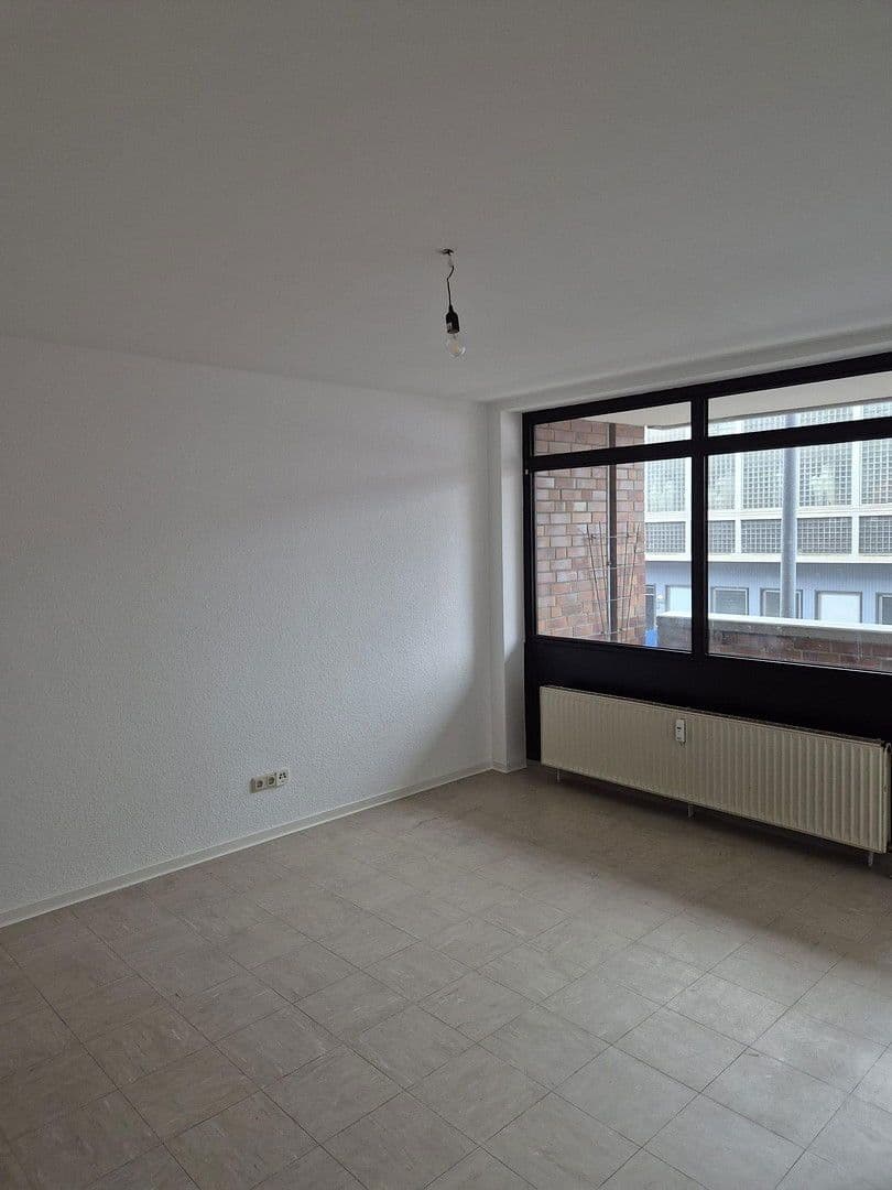 Prenájom bytu 3-izbový 86 m², Lüpertzender Str. 91, Mönchengladbach, Severné Porýnie - Westfálsko Prenájom bytu 3-izbový 86 m², Lüpertzender Str. 91, Mönchengladbach, Severné Porýnie - Westfálsko