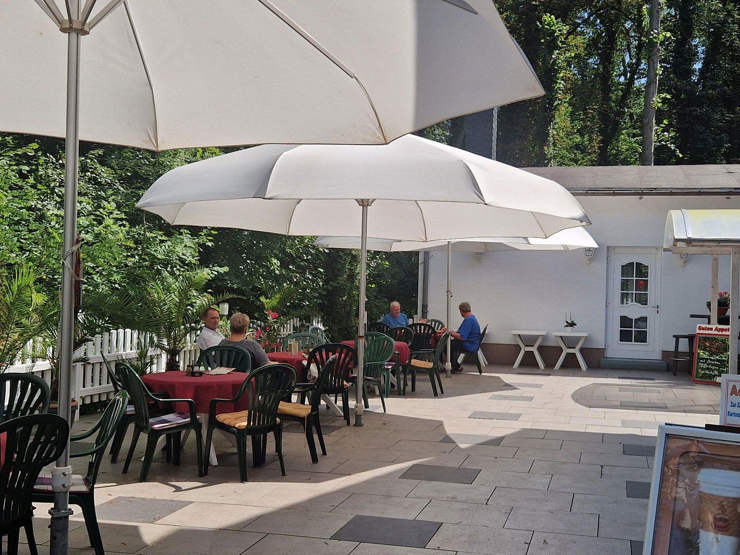 Predaj nebytového priestoru 2.200 m², Lützen, Sasko-Anhaltsko Predaj nebytového priestoru 2.200 m², Lützen, Sasko-Anhaltsko