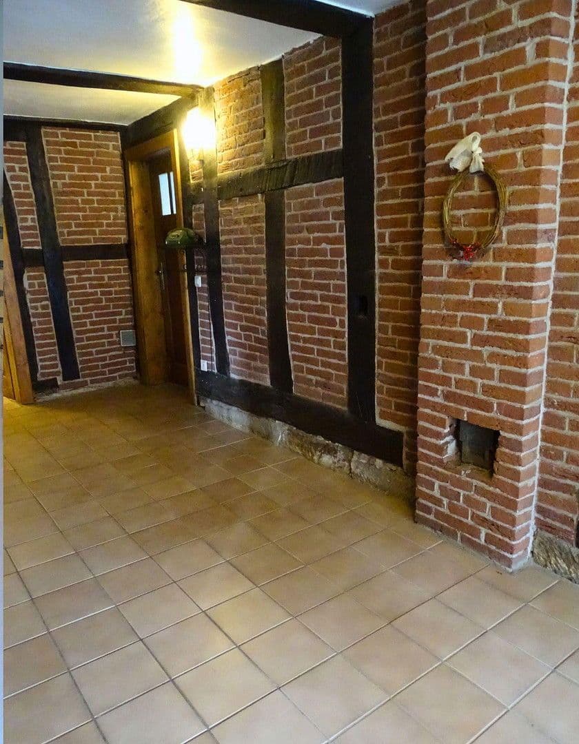 Predaj domu 200 m², pozemek 1.220 m², Hessisch Oldendorf, Dolné Sasko Predaj domu 200 m², pozemek 1.220 m², Hessisch Oldendorf, Dolné Sasko