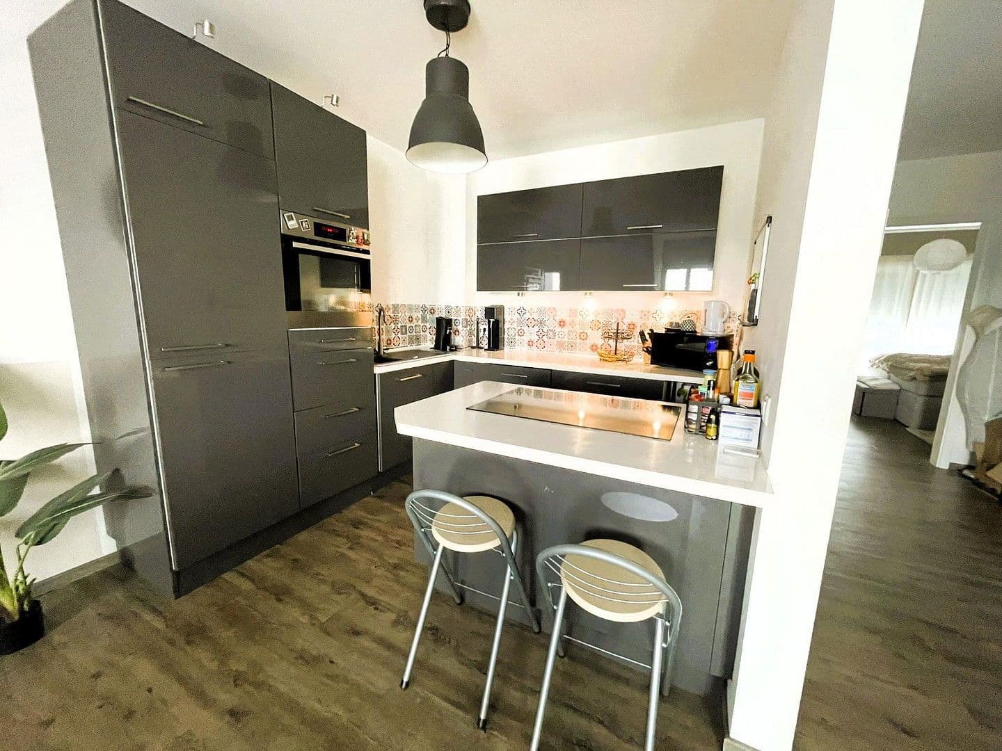 Prenájom bytu 2-izbový 70 m², Urbar, Porýnie-Falcko Prenájom bytu 2-izbový 70 m², Urbar, Porýnie-Falcko