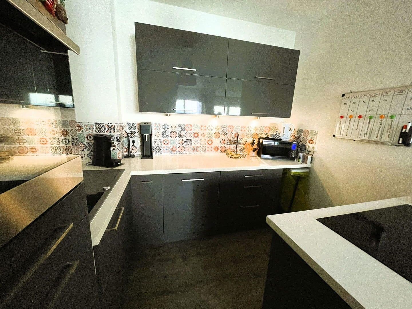 Prenájom bytu 2-izbový 70 m², Urbar, Porýnie-Falcko Prenájom bytu 2-izbový 70 m², Urbar, Porýnie-Falcko