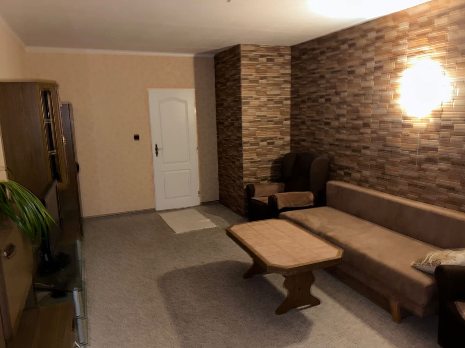 Prenájom bytu 3-izbový 72 m², Čenětická, Praha, Praha Prenájom bytu 3-izbový 72 m², Čenětická, Praha, Praha