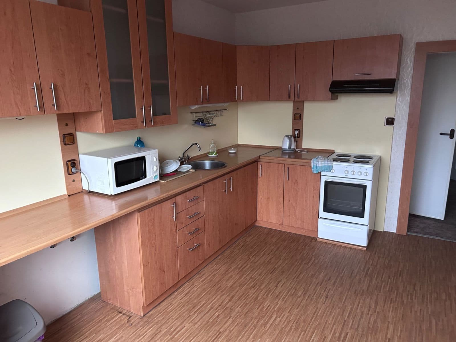 Prenájom bytu 3-izbový 72 m², Čenětická, Praha, Praha Prenájom bytu 3-izbový 72 m², Čenětická, Praha, Praha