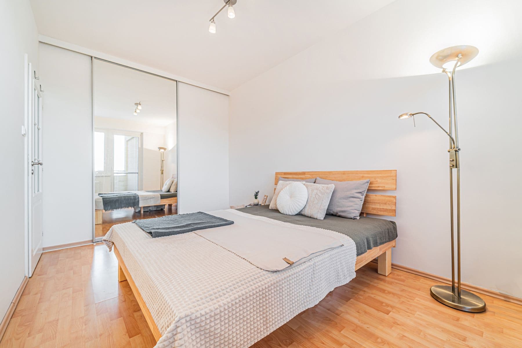 Predaj bytu 2-izbový 69 m², Šimůnkova, Praha, Praha Predaj bytu 2-izbový 69 m², Šimůnkova, Praha, Praha