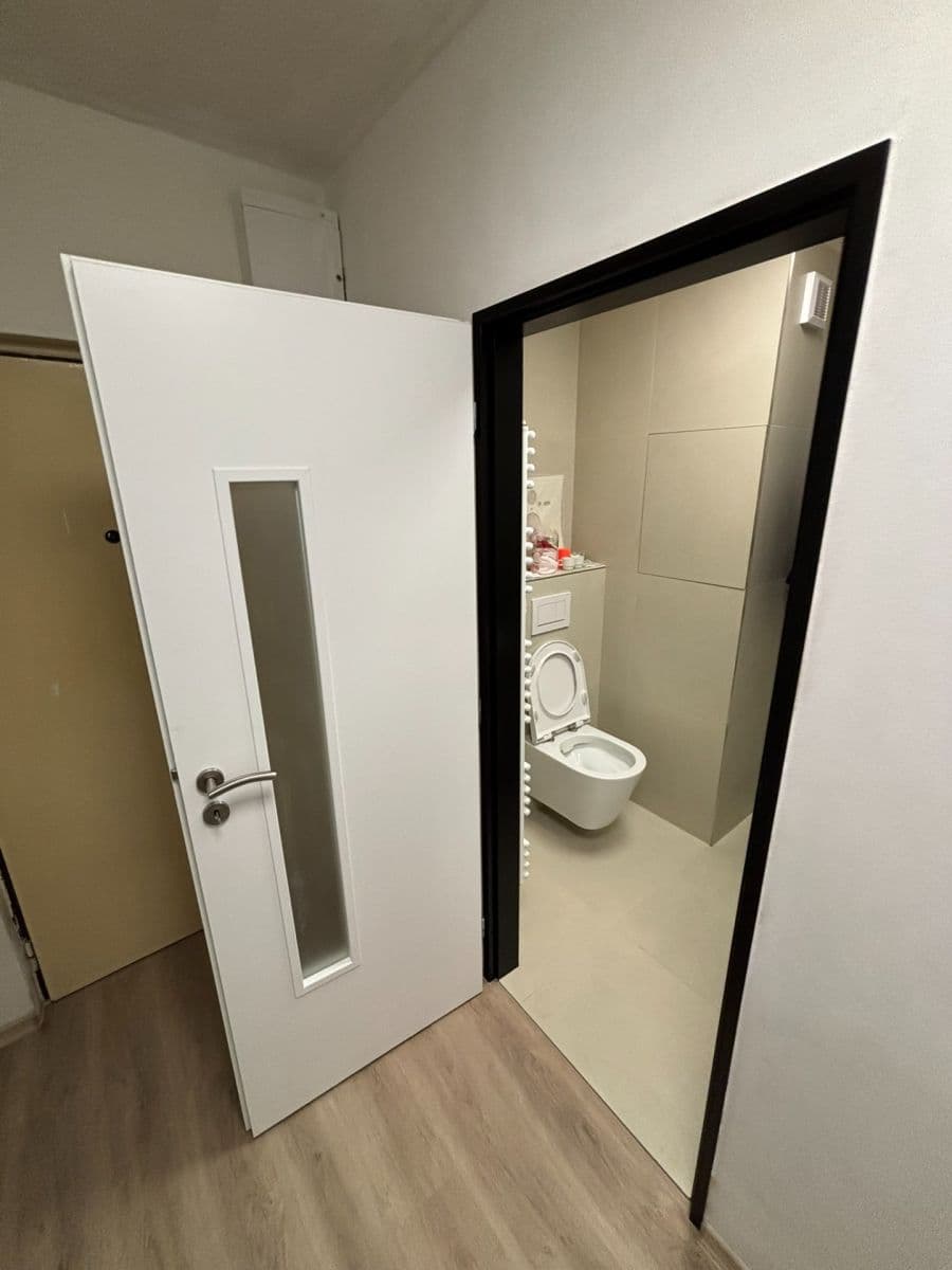 Prenájom bytu 2-izbový 48 m², Příčná, Příbram, Středočeský kraj Prenájom bytu 2-izbový 48 m², Příčná, Příbram, Středočeský kraj