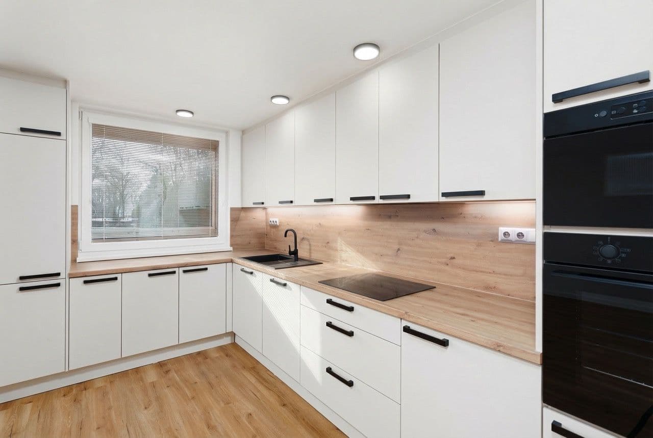 Predaj bytu 3-izbový 86 m², Dr. Horákové, Poděbrady, Středočeský kraj Predaj bytu 3-izbový 86 m², Dr. Horákové, Poděbrady, Středočeský kraj