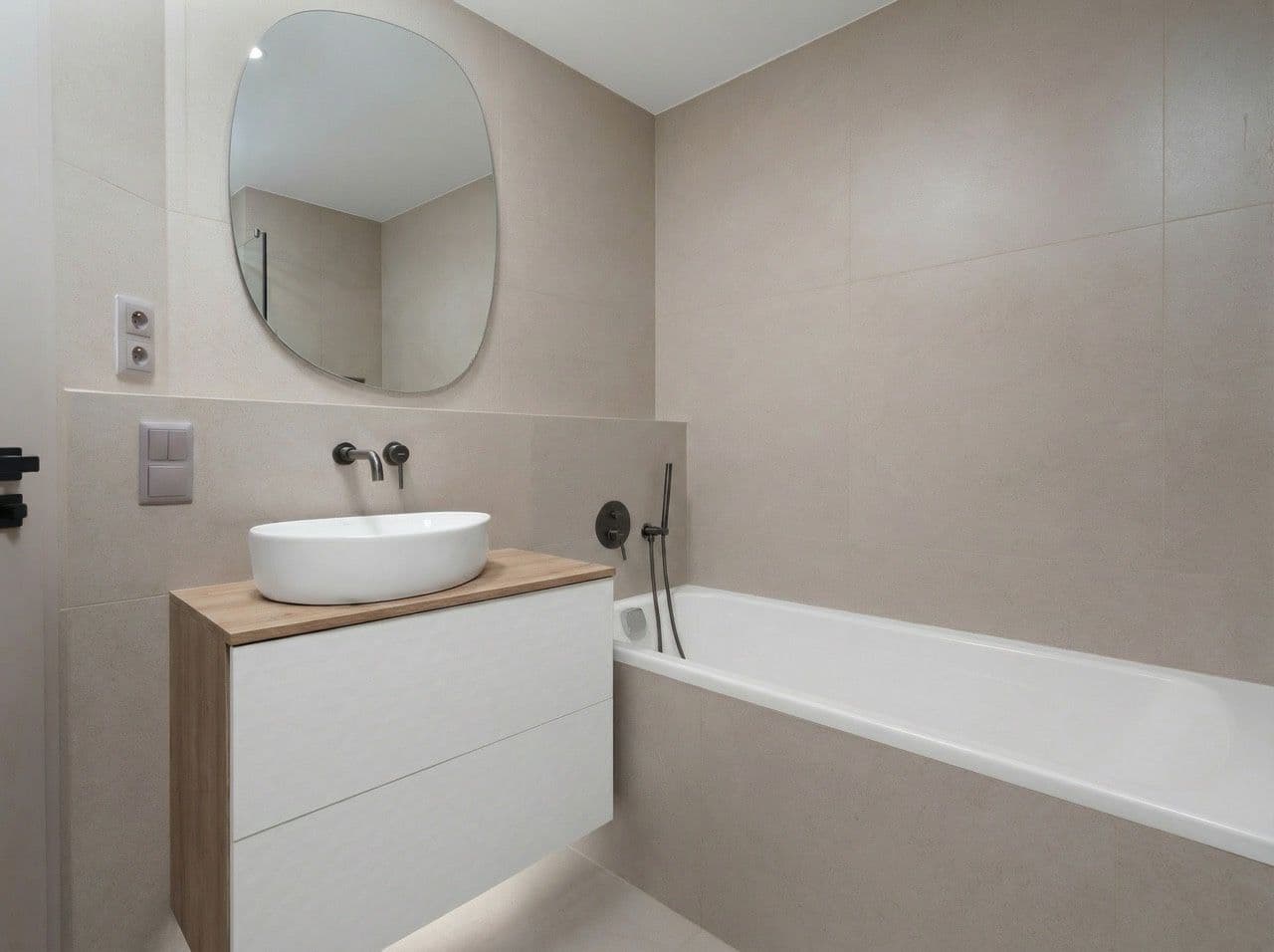 Predaj bytu 3-izbový 86 m², Dr. Horákové, Poděbrady, Středočeský kraj Predaj bytu 3-izbový 86 m², Dr. Horákové, Poděbrady, Středočeský kraj