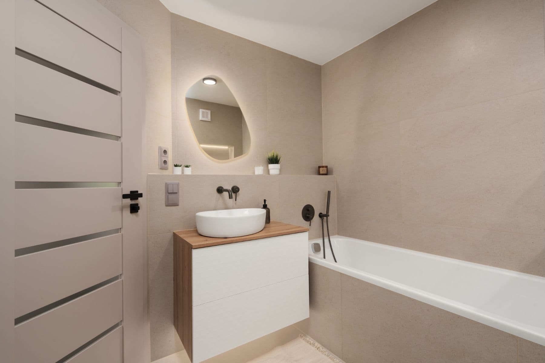 Predaj bytu 3-izbový 86 m², Dr. Horákové, Poděbrady, Středočeský kraj Predaj bytu 3-izbový 86 m², Dr. Horákové, Poděbrady, Středočeský kraj