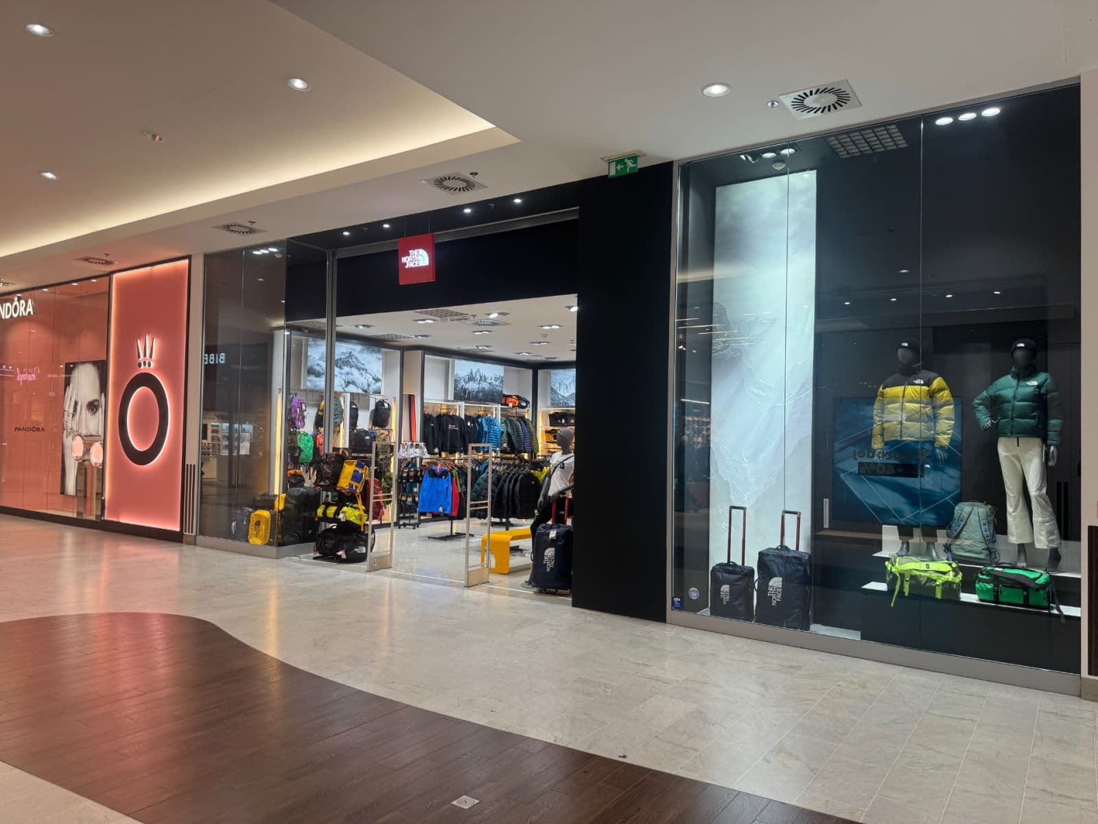 Prenájom nebytového priestoru 97 m², Praha, Praha Prenájom nebytového priestoru 97 m², Praha, Praha