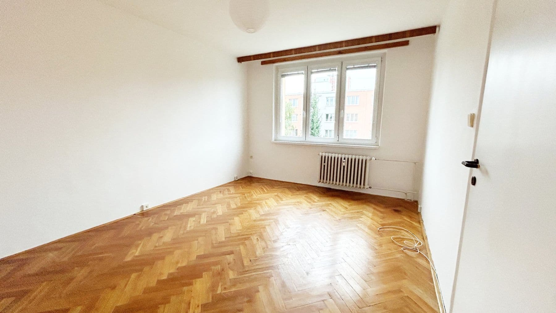 Prenájom bytu 1-izbový 35 m², Lyžařská, Praha, Praha Prenájom bytu 1-izbový 35 m², Lyžařská, Praha, Praha