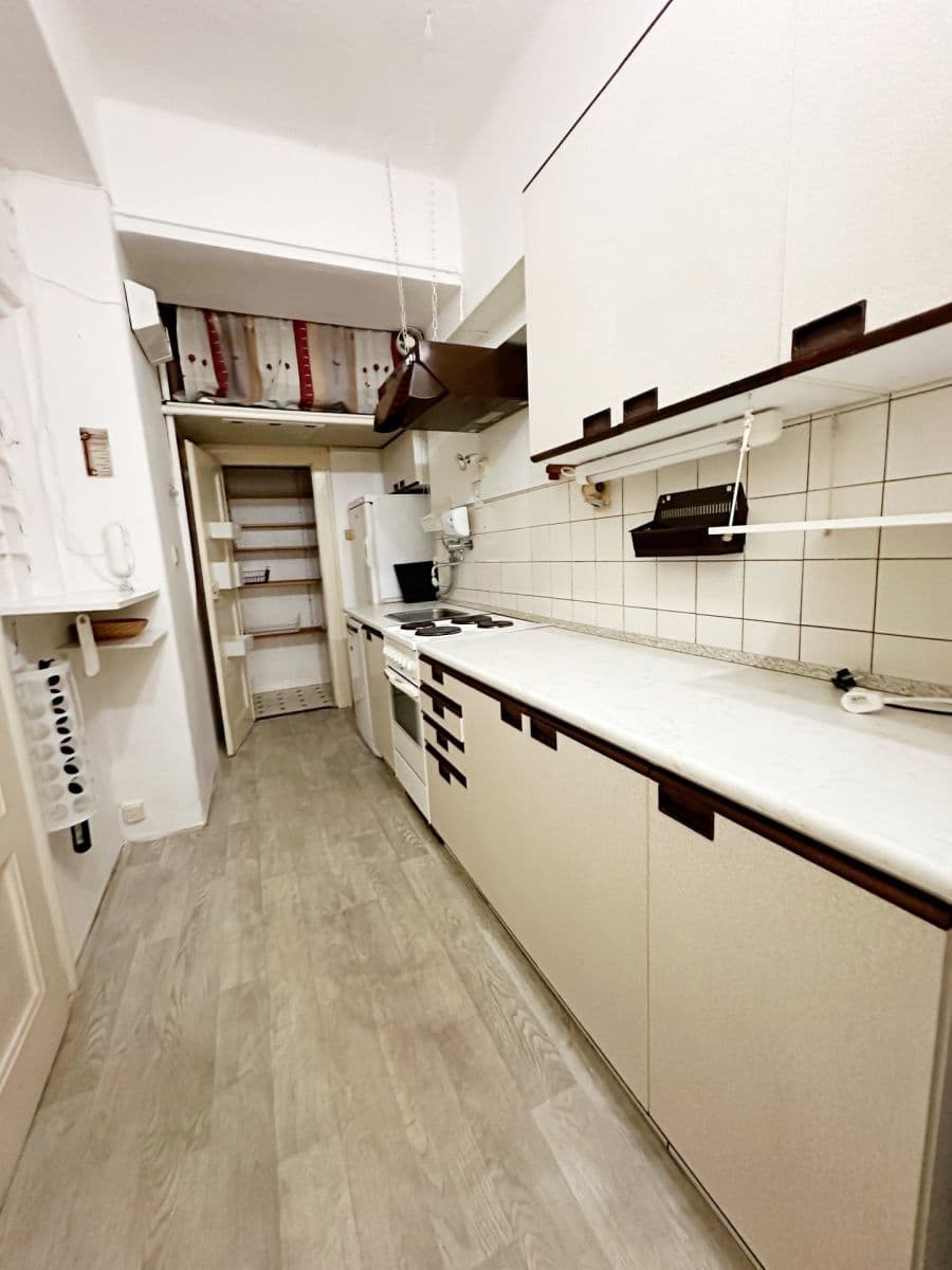 Prenájom bytu 2-izbový 56 m², Boleslavská, Praha, Praha Prenájom bytu 2-izbový 56 m², Boleslavská, Praha, Praha