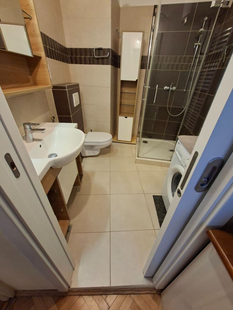 Predaj bytu 2-izbový 50 m², Haštalská, Praha, Praha Predaj bytu 2-izbový 50 m², Haštalská, Praha, Praha