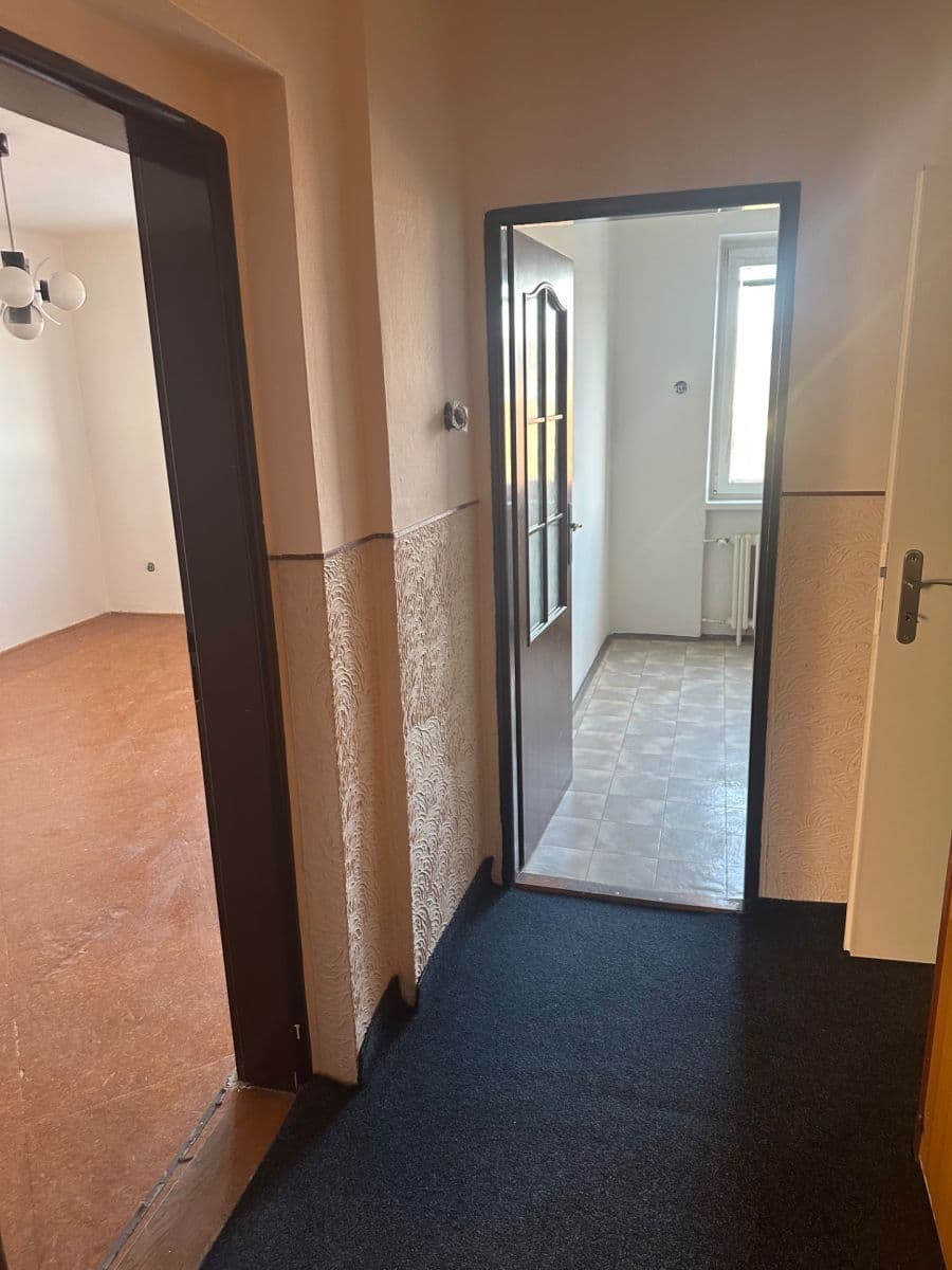 Prenájom bytu 2-izbový 55 m², Sídliště, Nový Knín, Středočeský kraj Prenájom bytu 2-izbový 55 m², Sídliště, Nový Knín, Středočeský kraj