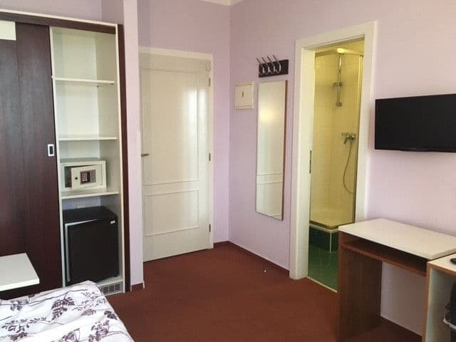 Prenájom bytu 300 m², Révová, Praha, Praha Prenájom bytu 300 m², Révová, Praha, Praha