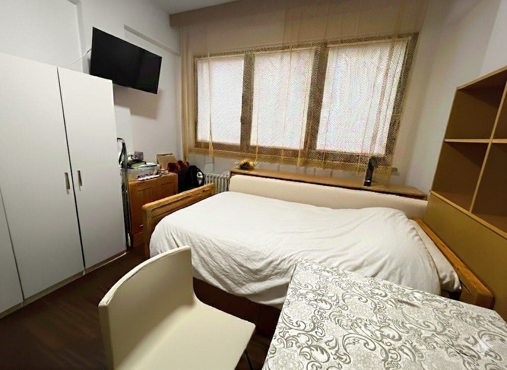 Prenájom bytu 1-izbový 20 m², Na okruhu, Praha, Praha Prenájom bytu 1-izbový 20 m², Na okruhu, Praha, Praha