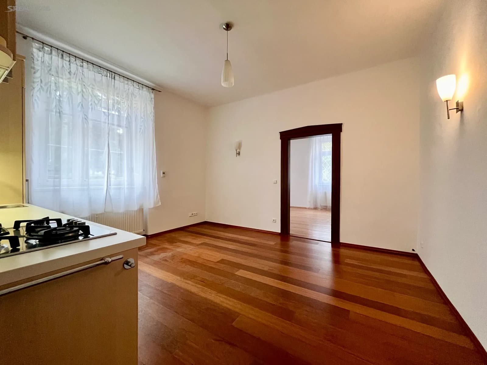 Prenájom bytu 2-izbový 50 m², Táborská, Praha, Praha Prenájom bytu 2-izbový 50 m², Táborská, Praha, Praha