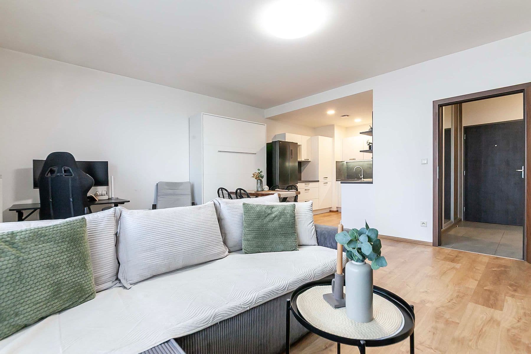 Predaj bytu 2-izbový 62 m², Nepilova, Beroun, Středočeský kraj Predaj bytu 2-izbový 62 m², Nepilova, Beroun, Středočeský kraj