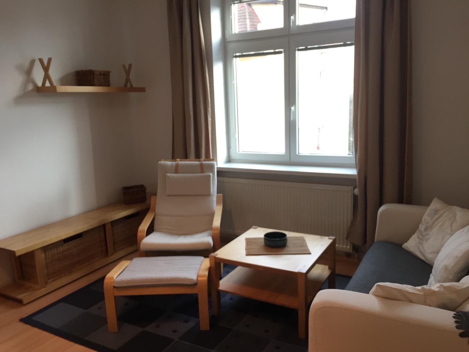 Prenájom bytu 2-izbový 51 m², Na Břehu, Praha, Praha Prenájom bytu 2-izbový 51 m², Na Břehu, Praha, Praha