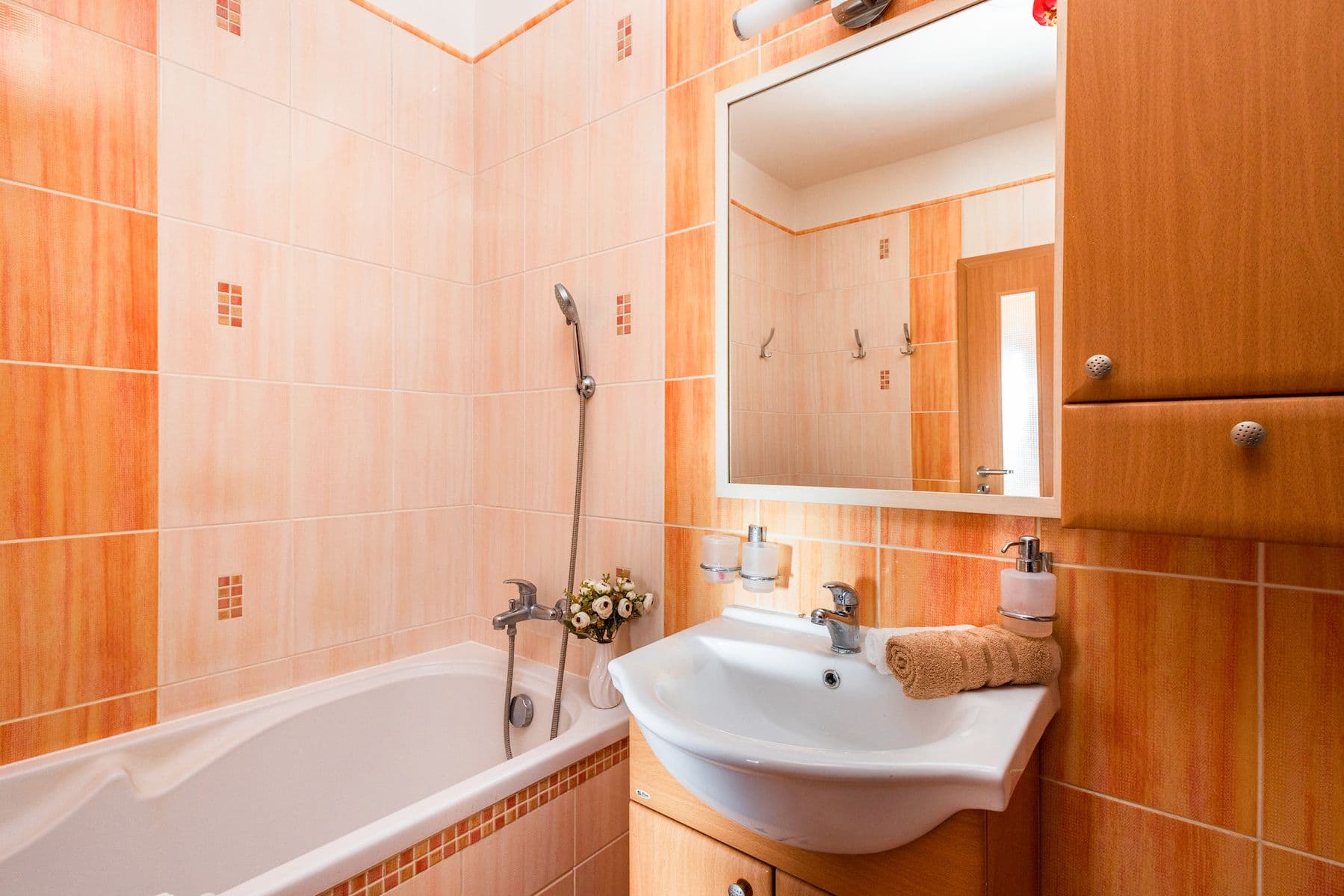 Predaj bytu 3-izbový 69 m², Trojmezní, Šestajovice, Středočeský kraj Predaj bytu 3-izbový 69 m², Trojmezní, Šestajovice, Středočeský kraj