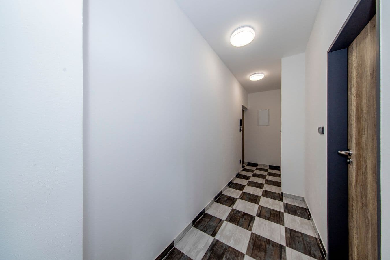 Prenájom bytu 2-izbový 52 m², U Plynárny, Praha, Praha Prenájom bytu 2-izbový 52 m², U Plynárny, Praha, Praha