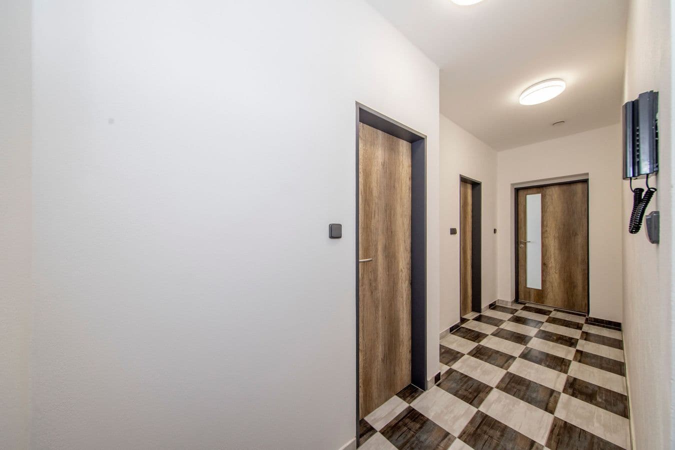 Prenájom bytu 2-izbový 52 m², U Plynárny, Praha, Praha Prenájom bytu 2-izbový 52 m², U Plynárny, Praha, Praha