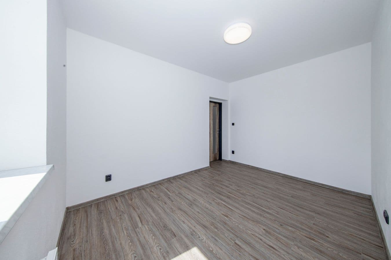 Prenájom bytu 2-izbový 52 m², U Plynárny, Praha, Praha Prenájom bytu 2-izbový 52 m², U Plynárny, Praha, Praha