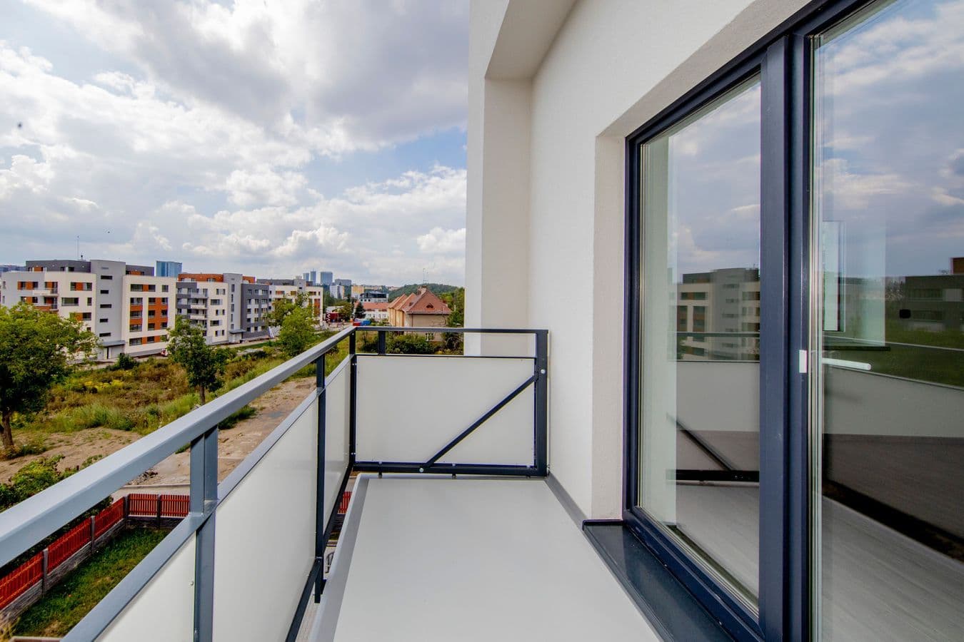 Prenájom bytu 2-izbový 52 m², U Plynárny, Praha, Praha Prenájom bytu 2-izbový 52 m², U Plynárny, Praha, Praha