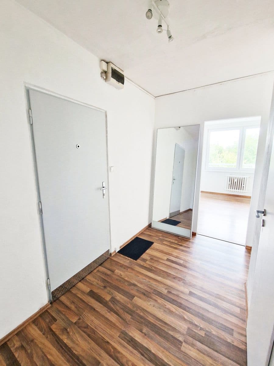 Predaj bytu 2-izbový 47 m², Oleška, Středočeský kraj Predaj bytu 2-izbový 47 m², Oleška, Středočeský kraj