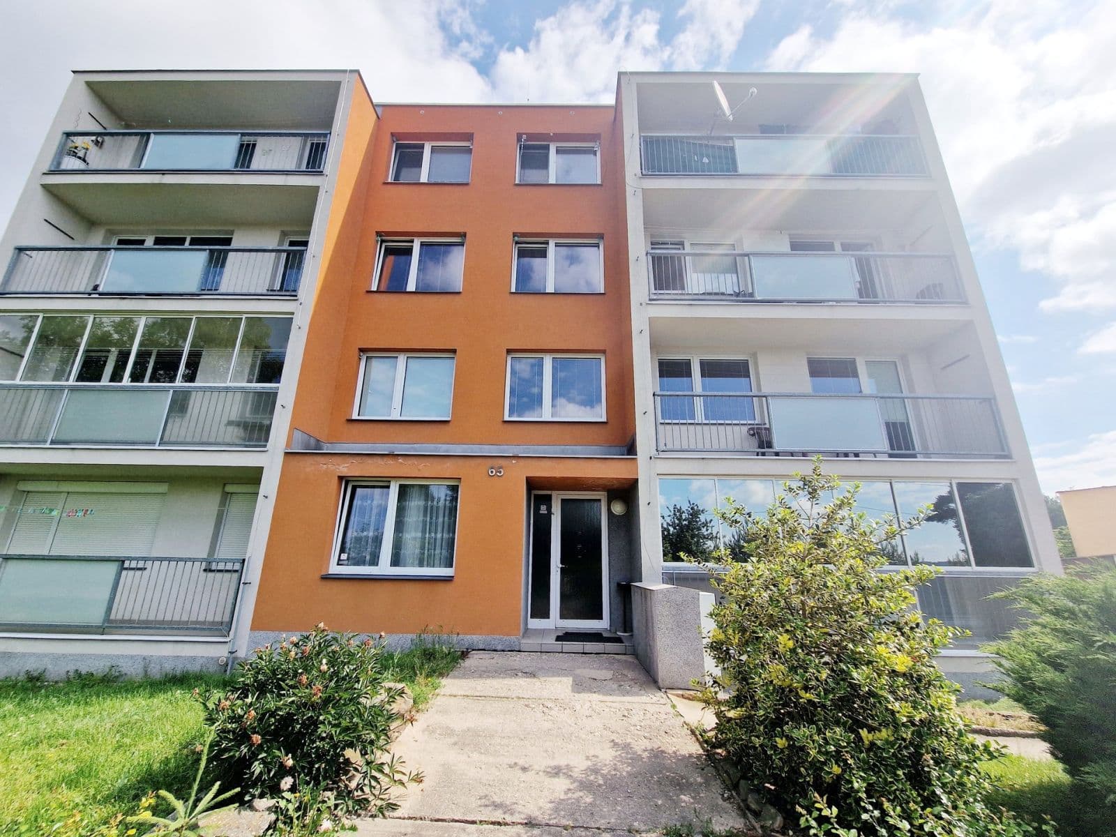 Predaj bytu 2-izbový 47 m², Oleška, Středočeský kraj Predaj bytu 2-izbový 47 m², Oleška, Středočeský kraj