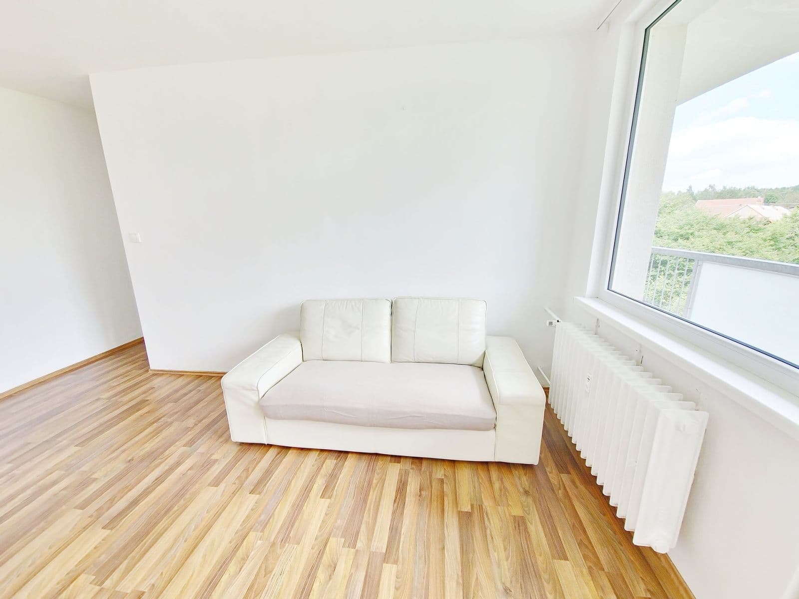 Predaj bytu 2-izbový 47 m², Oleška, Středočeský kraj Predaj bytu 2-izbový 47 m², Oleška, Středočeský kraj