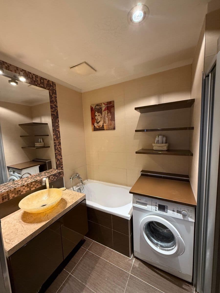 Prenájom bytu 3-izbový 76 m², Pod Kavalírkou, Praha, Praha Prenájom bytu 3-izbový 76 m², Pod Kavalírkou, Praha, Praha