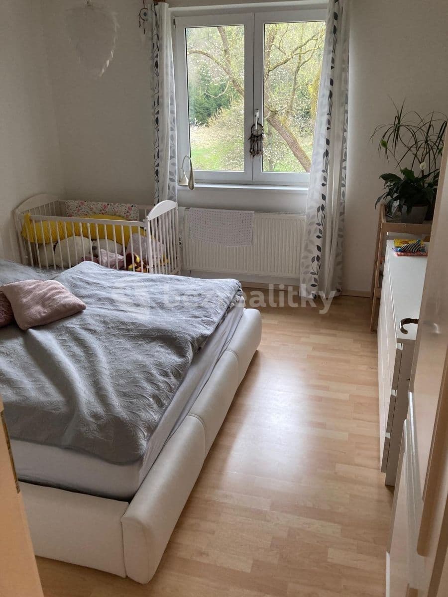 Prenájom bytu 3-izbový 95 m², Velké Popovice, Středočeský kraj Prenájom bytu 3-izbový 95 m², Velké Popovice, Středočeský kraj