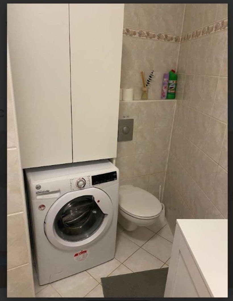 Prenájom bytu 3-izbový 55 m², Voskovcova, Praha, Praha Prenájom bytu 3-izbový 55 m², Voskovcova, Praha, Praha