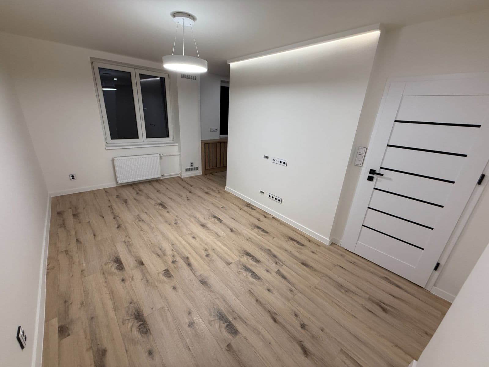 Predaj bytu 3-izbový 64 m², Ukrajinská, Ostrava, Moravskoslezský kraj Predaj bytu 3-izbový 64 m², Ukrajinská, Ostrava, Moravskoslezský kraj