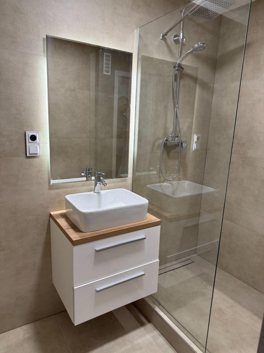 Predaj bytu 3-izbový 64 m², Ukrajinská, Ostrava, Moravskoslezský kraj Predaj bytu 3-izbový 64 m², Ukrajinská, Ostrava, Moravskoslezský kraj