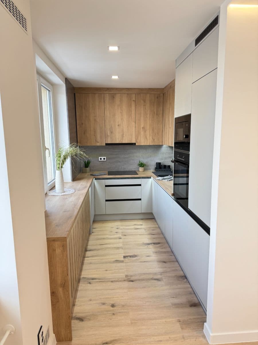 Predaj bytu 3-izbový 64 m², Ukrajinská, Ostrava, Moravskoslezský kraj Predaj bytu 3-izbový 64 m², Ukrajinská, Ostrava, Moravskoslezský kraj