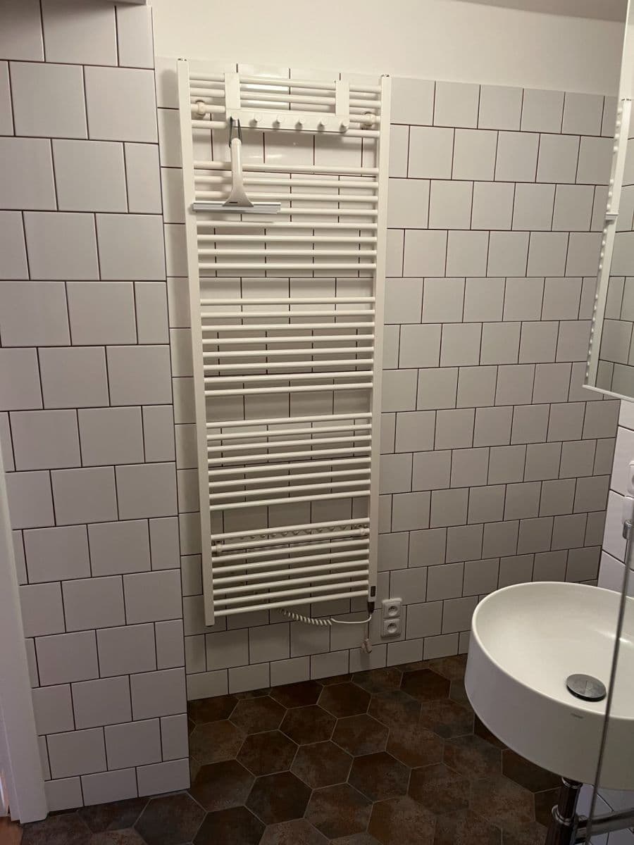 Prenájom bytu 1-izbový 40 m², V Horní Stromce, Praha, Praha Prenájom bytu 1-izbový 40 m², V Horní Stromce, Praha, Praha