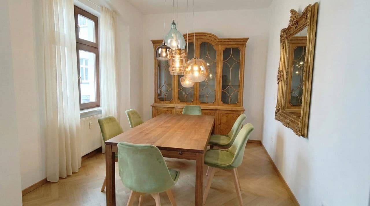 Prenájom bytu 3-izbový 117 m², Augsburg, Bavorsko Prenájom bytu 3-izbový 117 m², Augsburg, Bavorsko