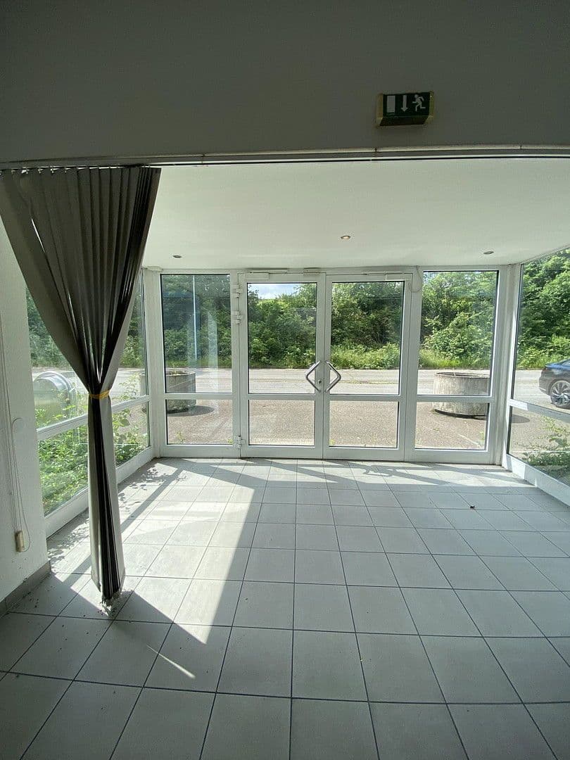 Prenájom nebytového priestoru 969 m², Meißener Dorfstraße 35, Minden, Severné Porýnie - Westfálsko Prenájom nebytového priestoru 969 m², Meißener Dorfstraße 35, Minden, Severné Porýnie - Westfálsko