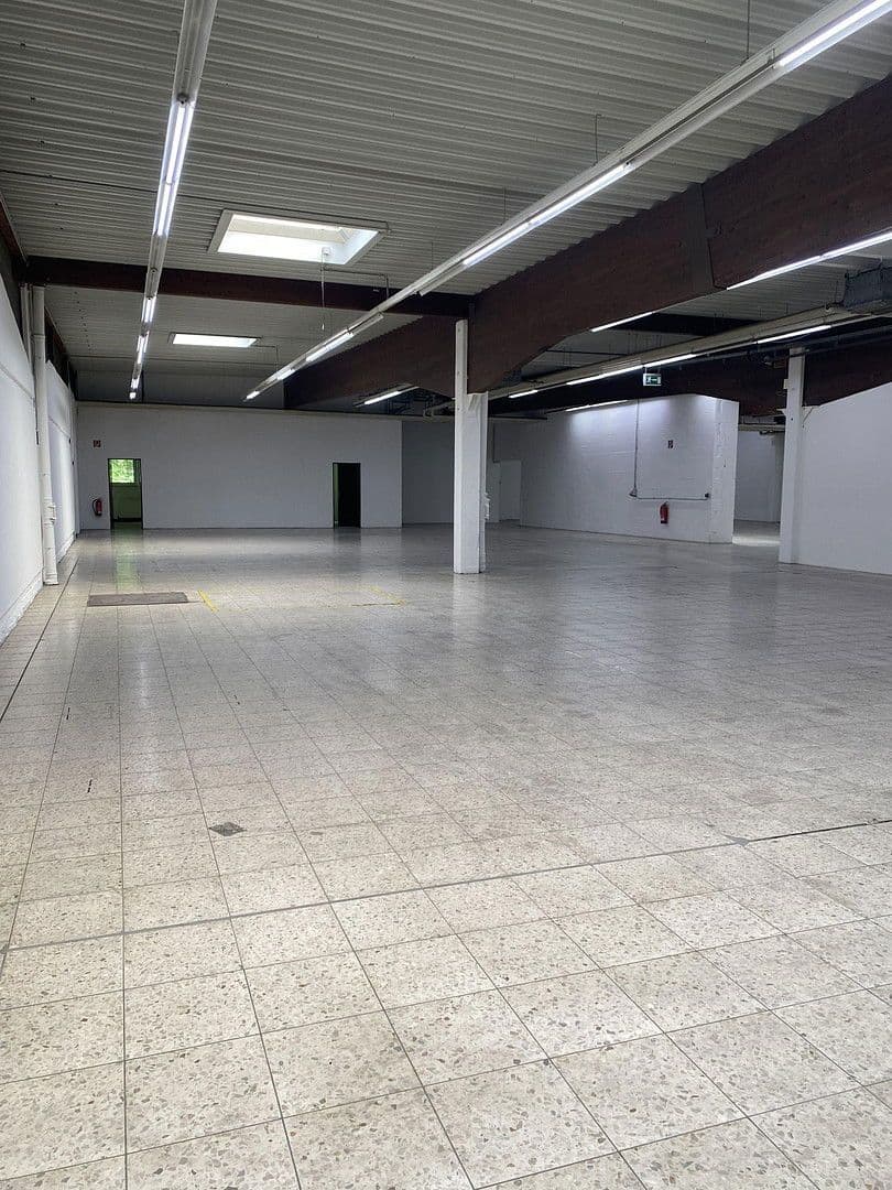 Prenájom nebytového priestoru 969 m², Meißener Dorfstraße 35, Minden, Severné Porýnie - Westfálsko Prenájom nebytového priestoru 969 m², Meißener Dorfstraße 35, Minden, Severné Porýnie - Westfálsko