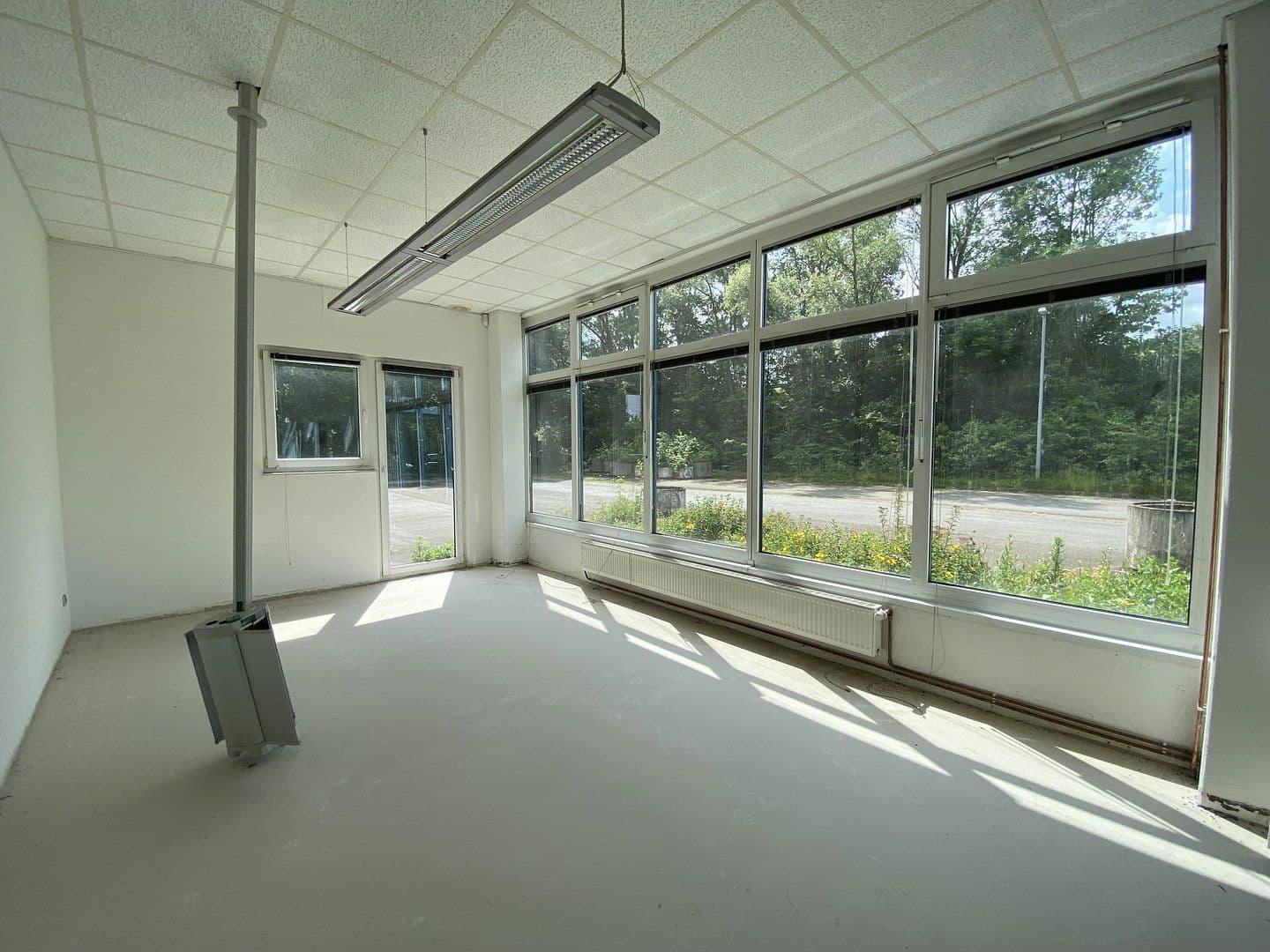 Prenájom nebytového priestoru 969 m², Meißener Dorfstraße 35, Minden, Severné Porýnie - Westfálsko Prenájom nebytového priestoru 969 m², Meißener Dorfstraße 35, Minden, Severné Porýnie - Westfálsko