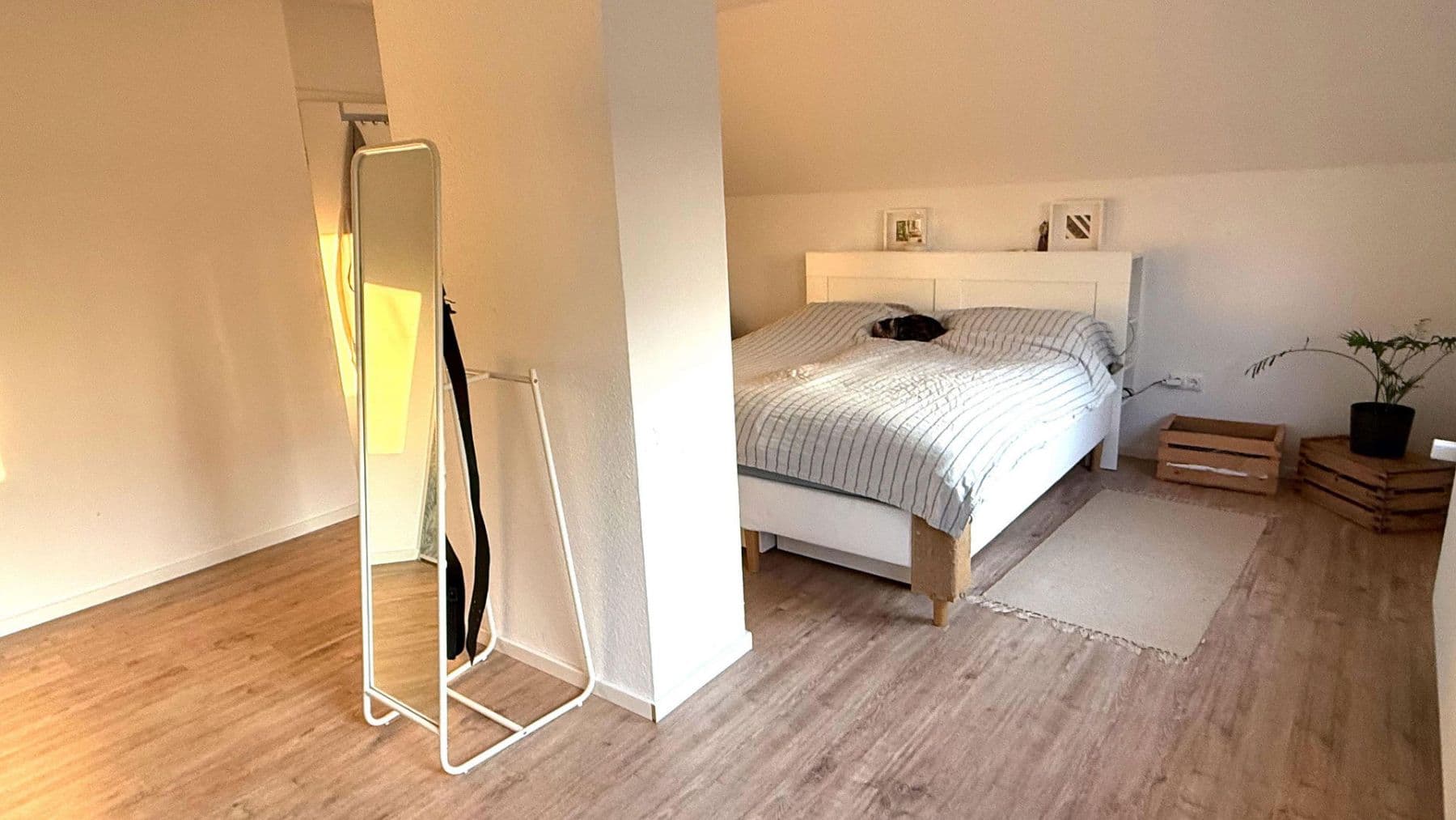 Prenájom domu 120 m², pozemek 1.500 m², Moormerland, Dolné Sasko Prenájom domu 120 m², pozemek 1.500 m², Moormerland, Dolné Sasko