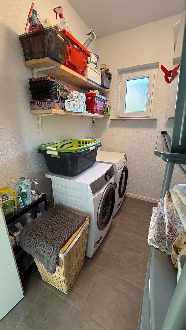 Prenájom domu 120 m², pozemek 1.500 m², Moormerland, Dolné Sasko Prenájom domu 120 m², pozemek 1.500 m², Moormerland, Dolné Sasko