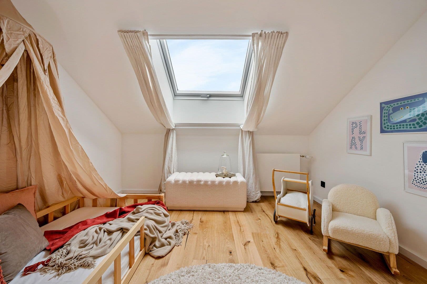 Predaj bytu 3-izbový 98 m², Schriesheim, Bádensko-Wurttembersko Predaj bytu 3-izbový 98 m², Schriesheim, Bádensko-Wurttembersko