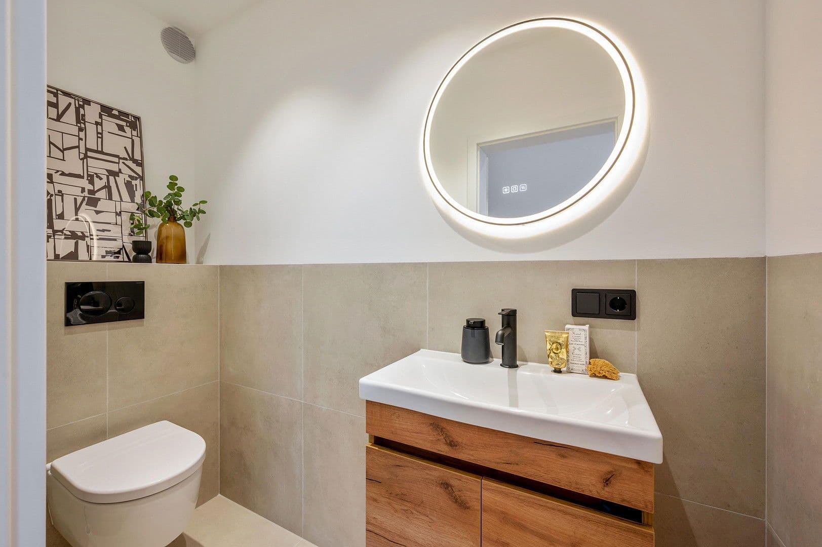 Predaj bytu 3-izbový 98 m², Schriesheim, Bádensko-Wurttembersko Predaj bytu 3-izbový 98 m², Schriesheim, Bádensko-Wurttembersko