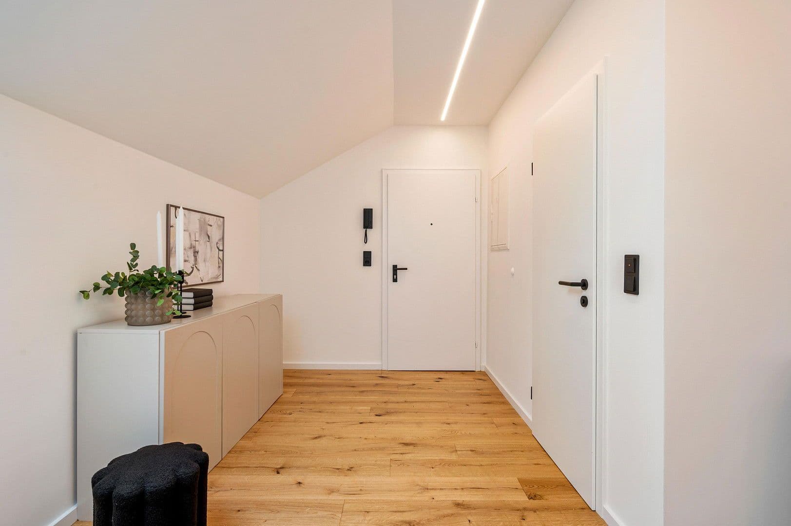 Predaj bytu 3-izbový 98 m², Schriesheim, Bádensko-Wurttembersko Predaj bytu 3-izbový 98 m², Schriesheim, Bádensko-Wurttembersko